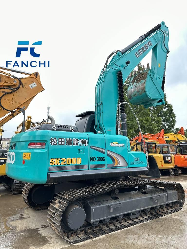 Kobelco SK 200D Гусеничные экскаваторы