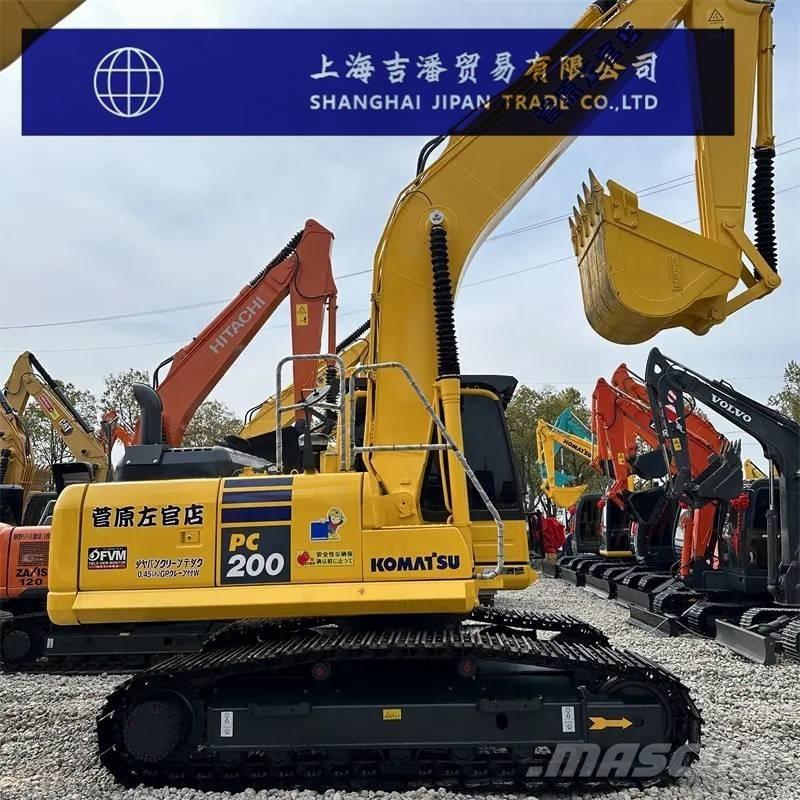 Komatsu PC 220-8 Гусеничные экскаваторы
