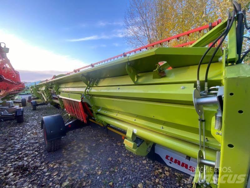 CLAAS LEXION 8600 Зерноуборочные комбайны