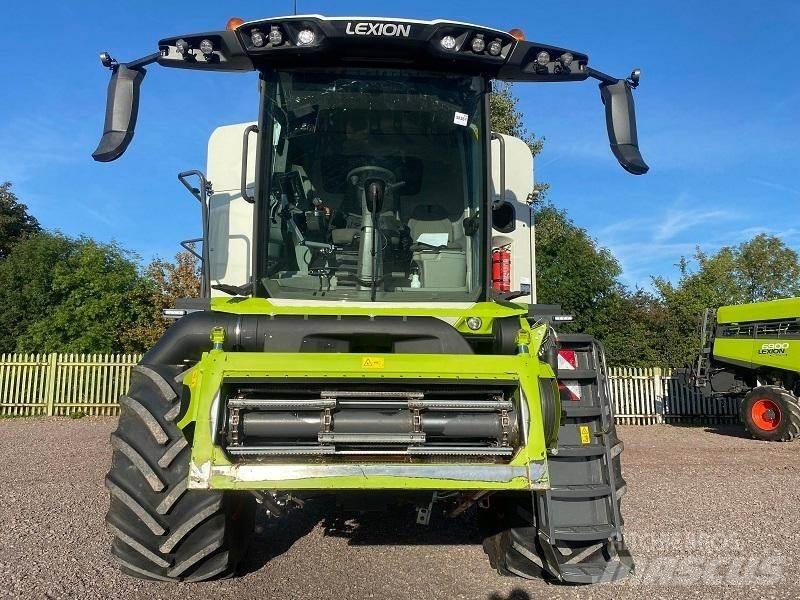CLAAS LEXION 8600 Зерноуборочные комбайны