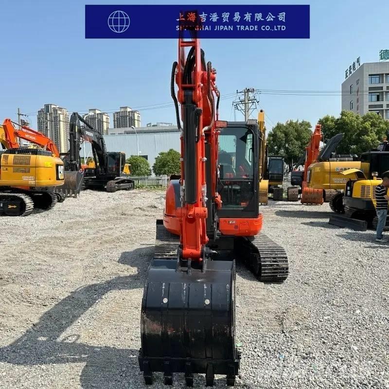 Kubota KX 155 Гусеничные экскаваторы