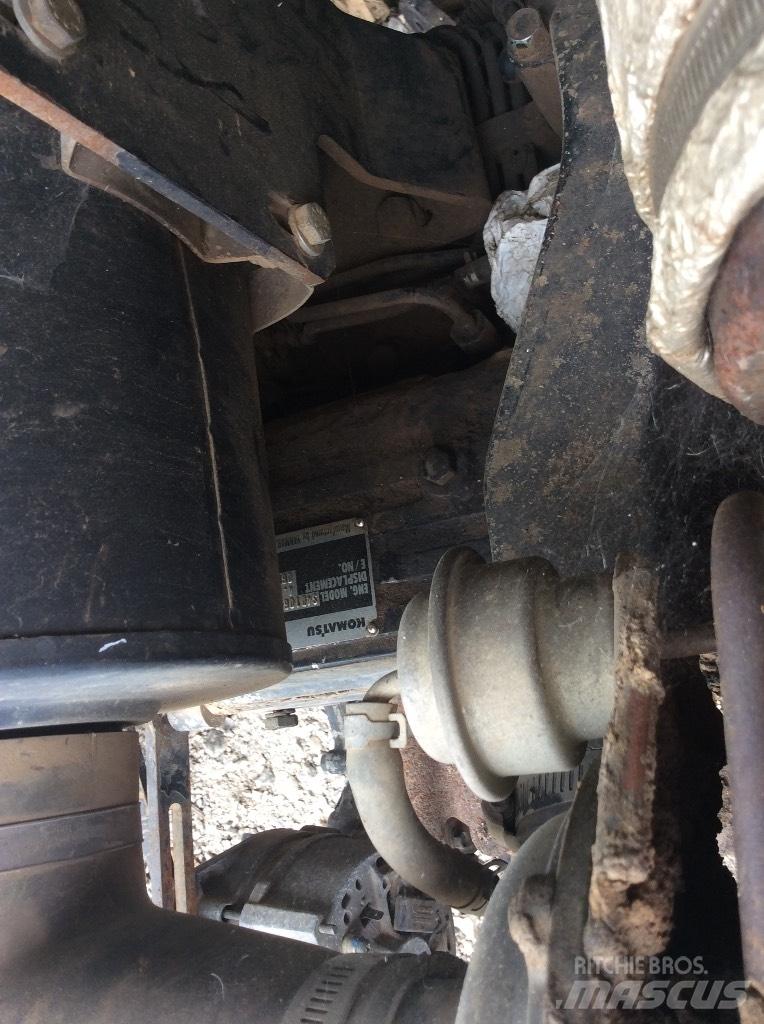 Komatsu WB 93 R Двигатели
