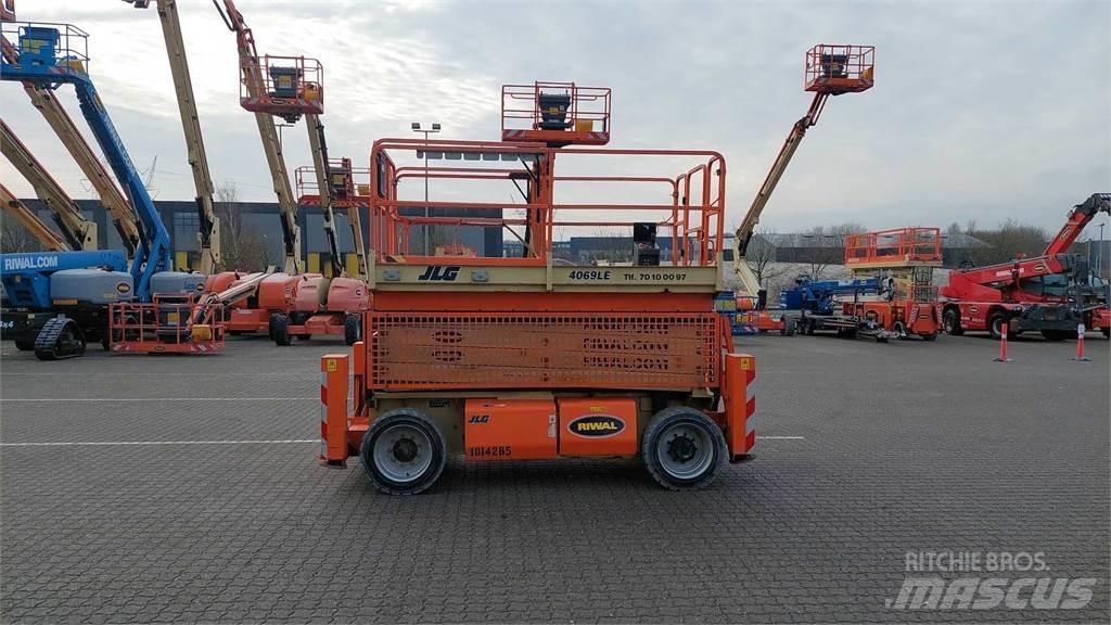 JLG 4069LE Ножничные подъемники