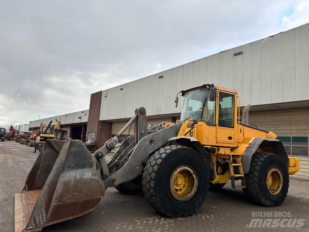 Volvo L 120 E Фронтальные погрузчики