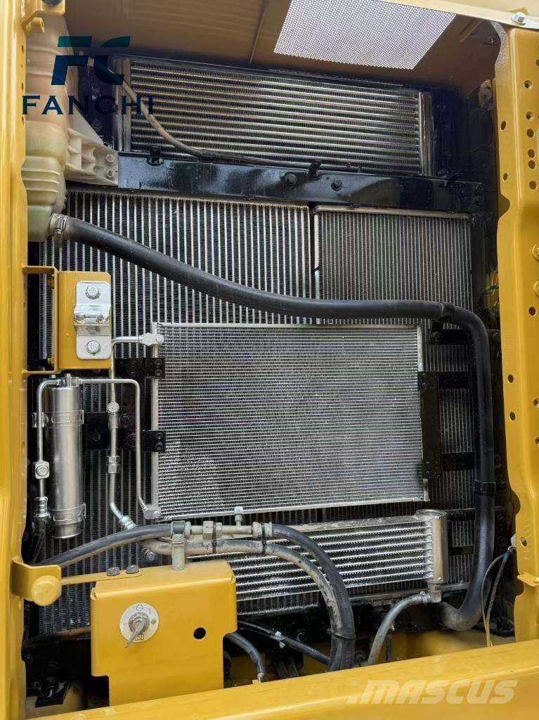 CAT 320 Гусеничные экскаваторы