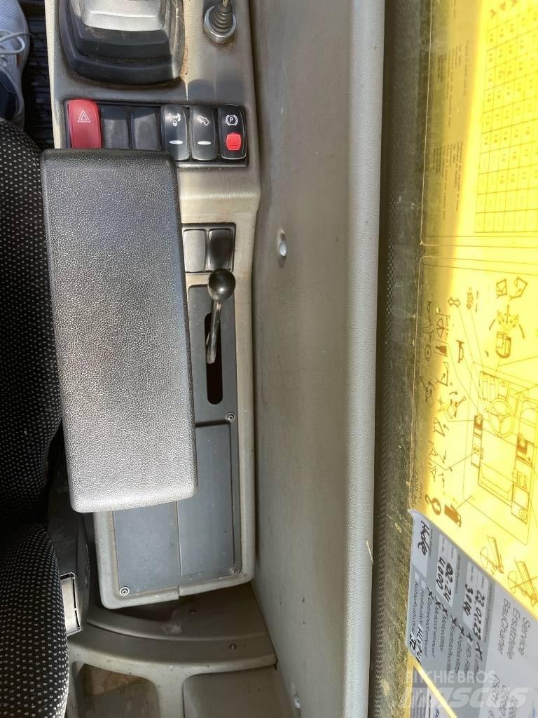 Yanmar B 95 W Колёсные экскаваторы