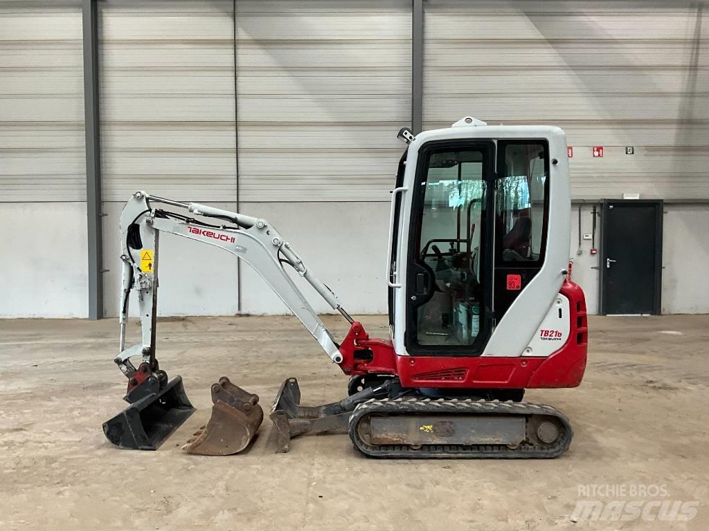 Takeuchi TB 216 Мини-экскаваторы