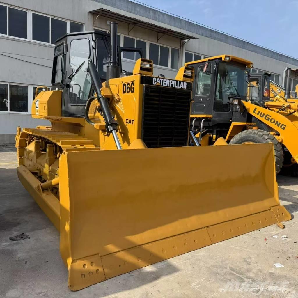 CAT D 6 G Гусеничные бульдозеры