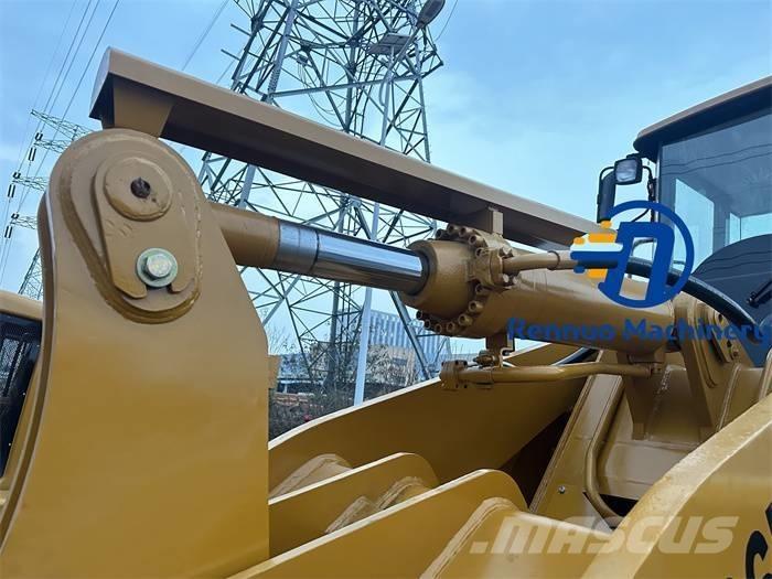 CAT 966H Фронтальные погрузчики