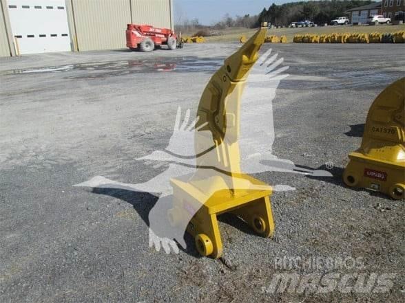 Teran CAT330 Навесные рыхлители