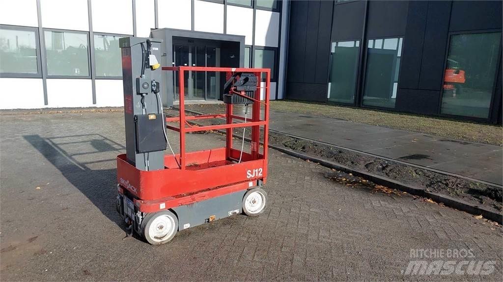 SkyJack SJ12 Разные подъемники и вышки