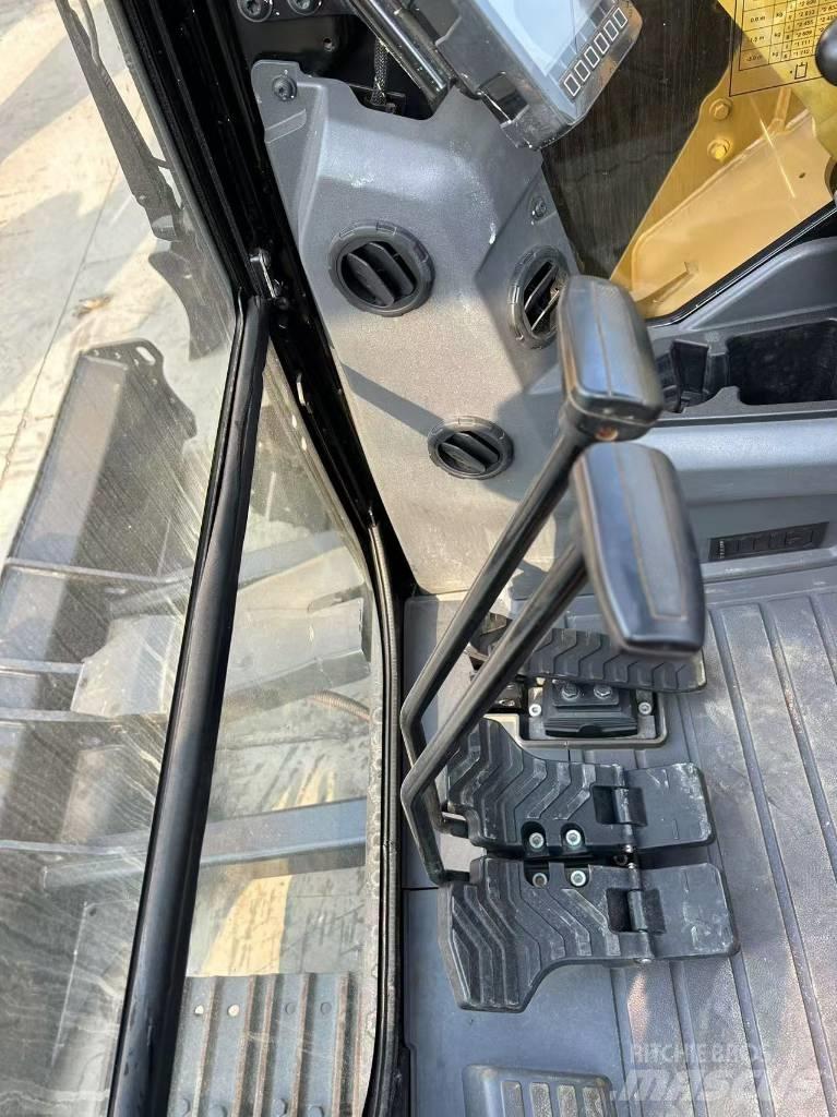 CAT 307.5 Гусеничные экскаваторы
