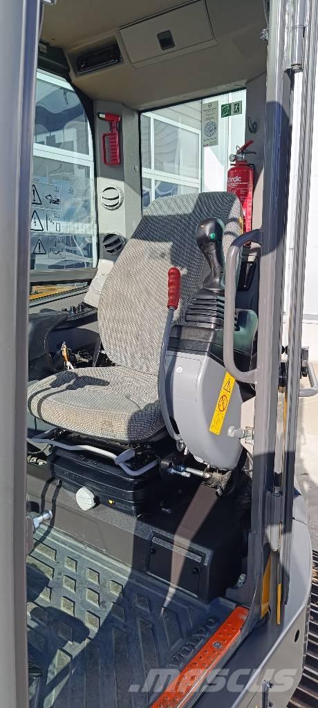 Volvo ECR88D Малые экскаваторы 7т-12т