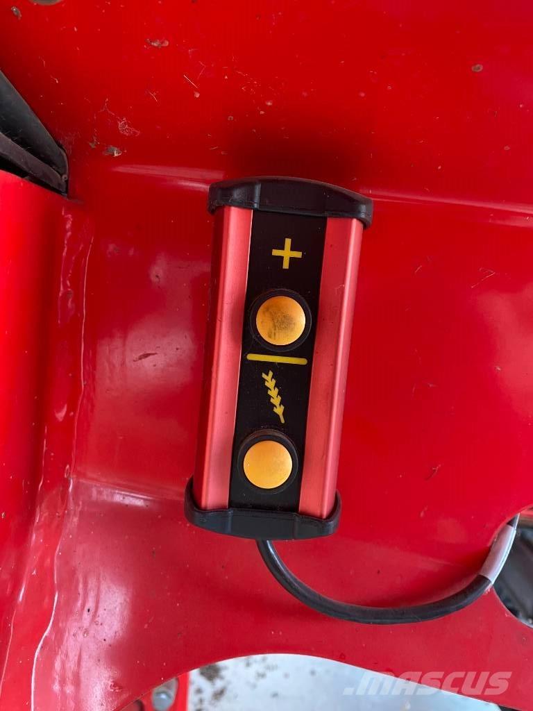 Väderstad FH 2200 Разбрасыватели минеральных удобрений