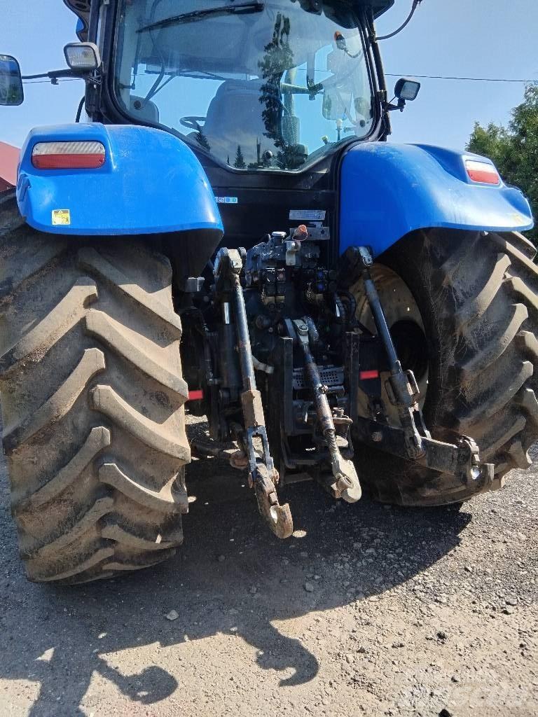 New Holland T7030 Трактора