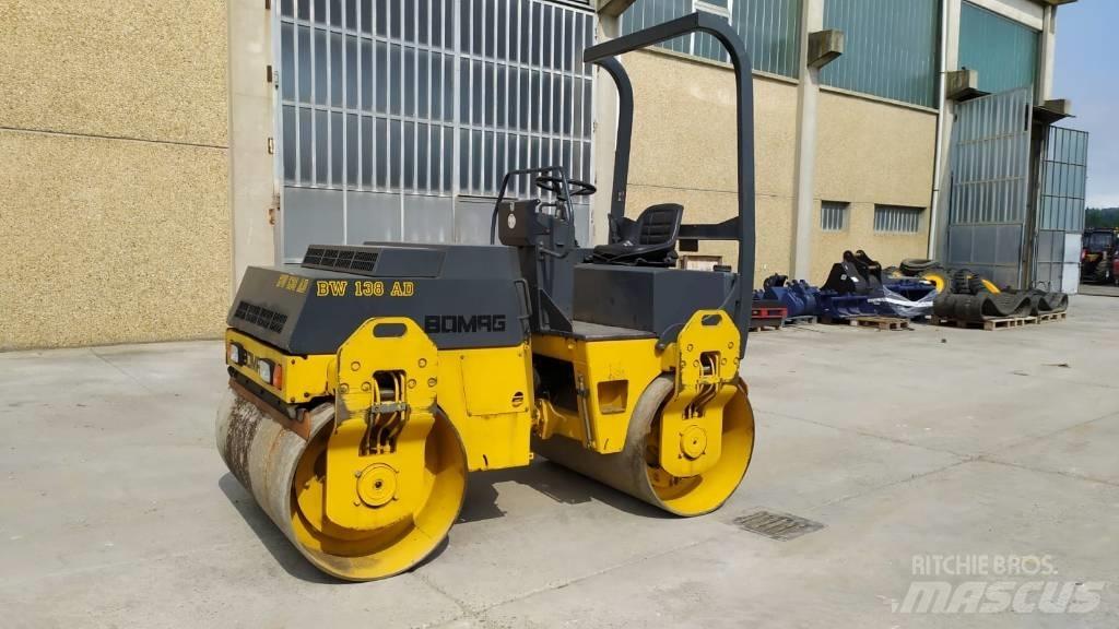 Bomag BW 138 AD Катки тротуарные