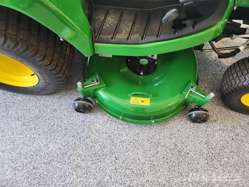 John Deere 950R Самоходные газонокосилки