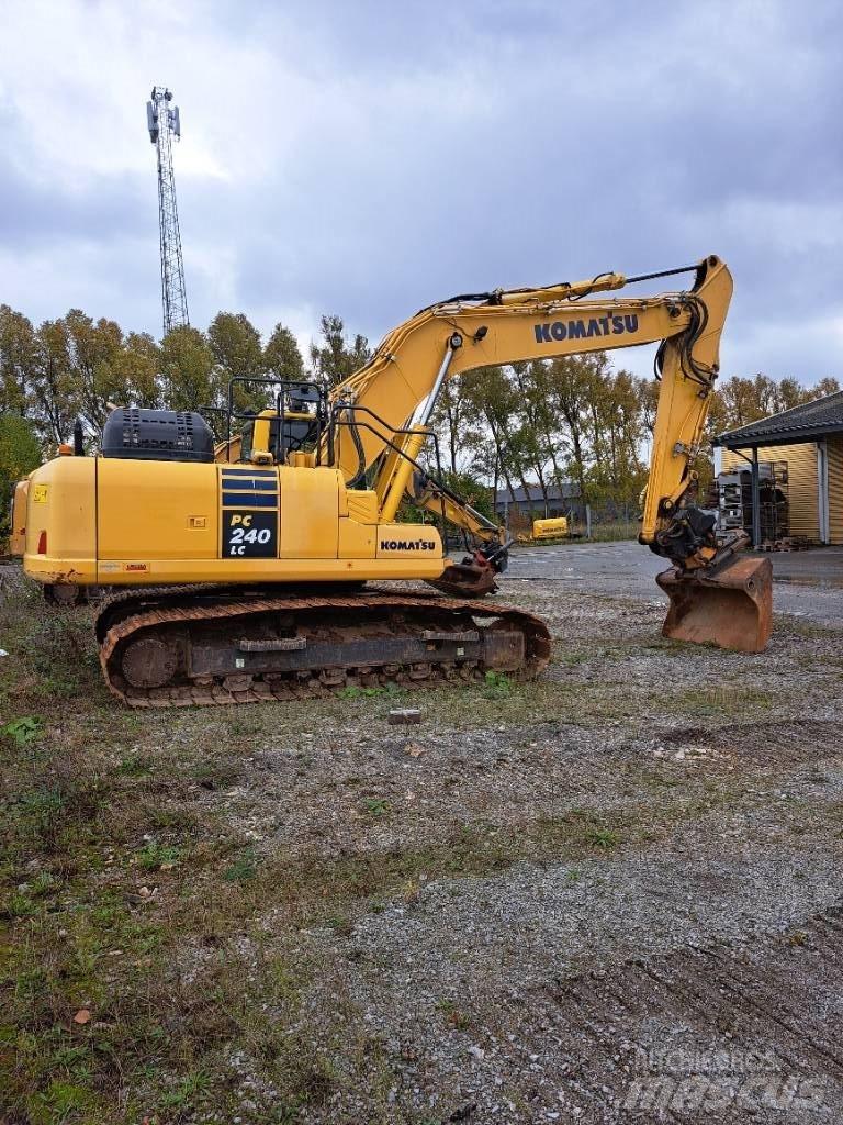 Komatsu PC 240 LC-11 Гусеничные экскаваторы
