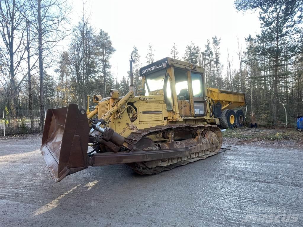 CAT D5B 44x890 Гусеничные бульдозеры