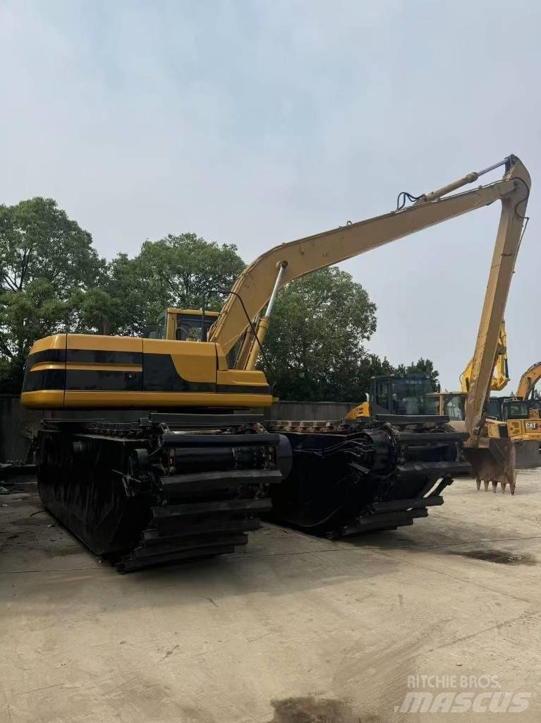 CAT 320B Экскаваторы-амфибии