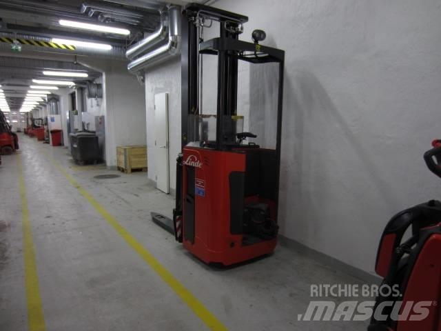 Linde L2000 Самоходные электроштабелёры