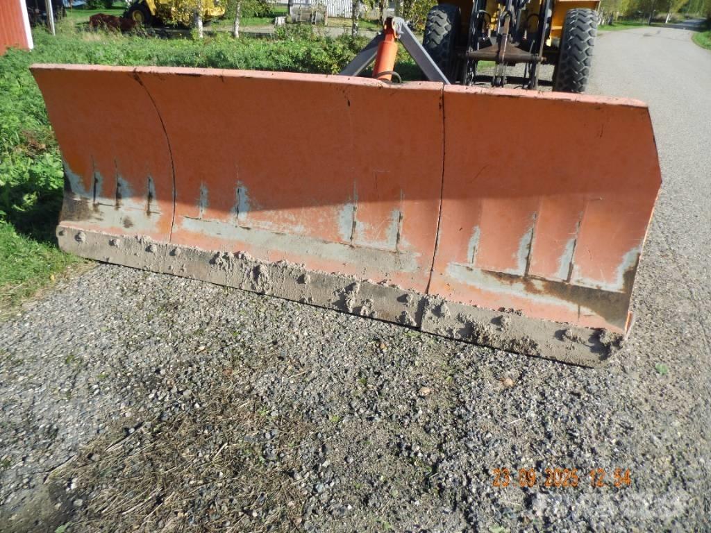 Volvo L 40 B Фронтальные погрузчики