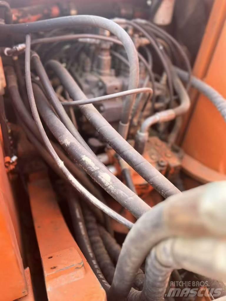 Doosan DH150 W-7 Колёсные экскаваторы