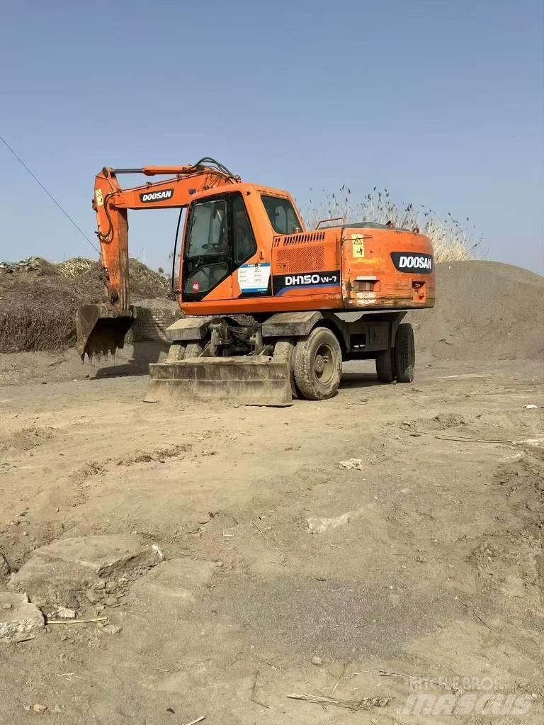 Doosan DH150 W-7 Колёсные экскаваторы