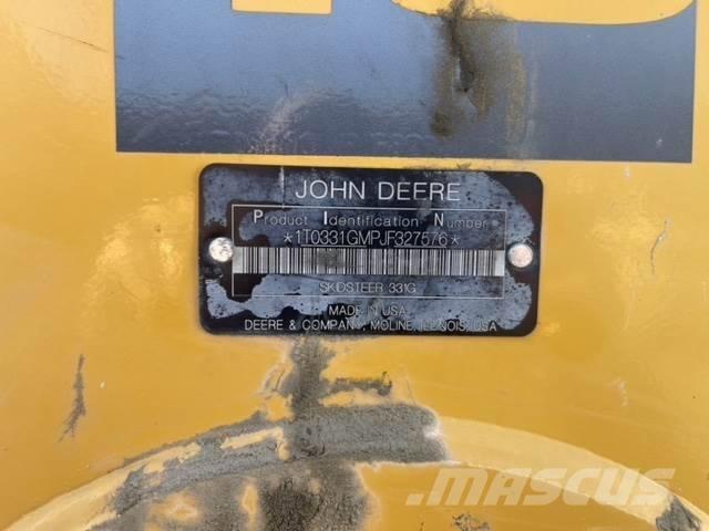John Deere 331G Мини-погрузчики