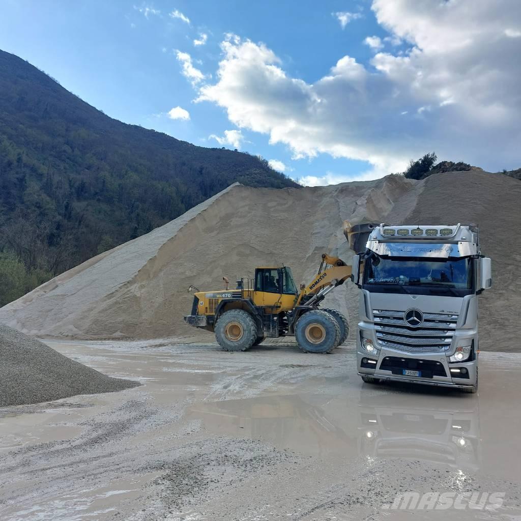Komatsu WA470LC-6 Фронтальные погрузчики