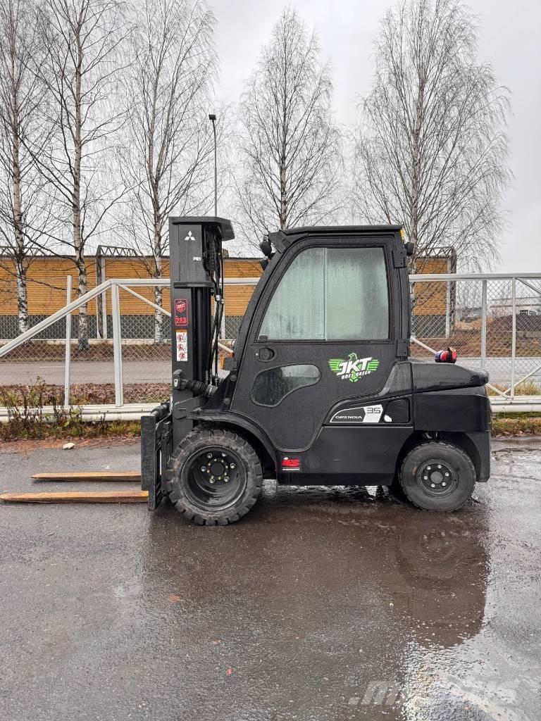 Mitsubishi FD 35 N3 Дизельные погрузчики