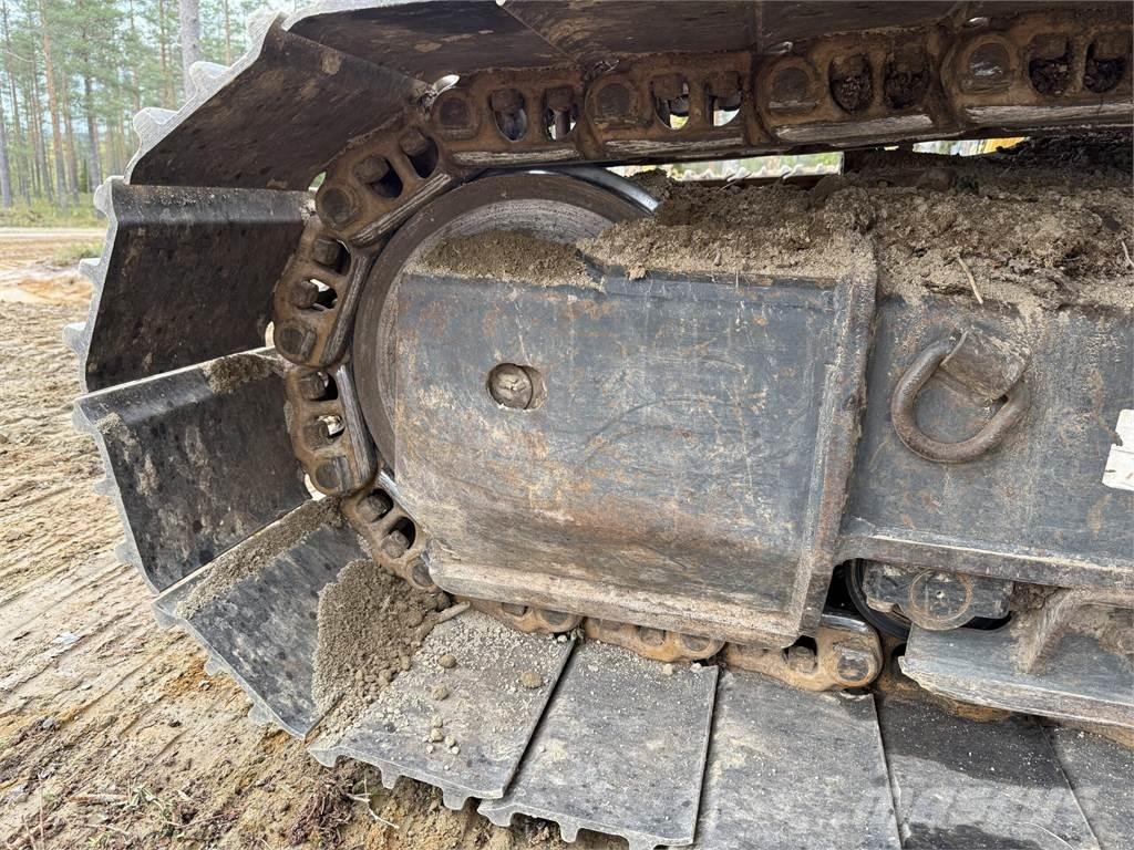 Komatsu PC 210 LC Гусеничные экскаваторы