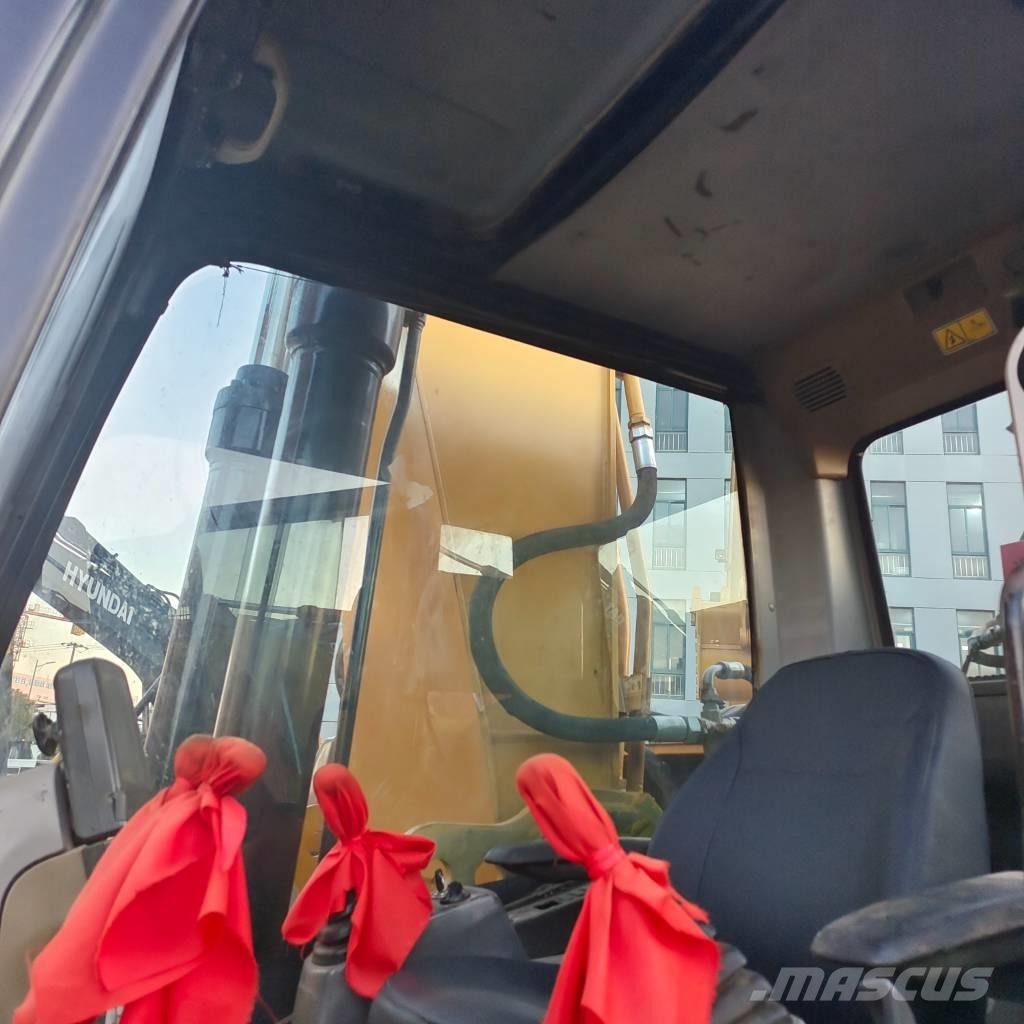 CAT 336 D2 Гусеничные экскаваторы