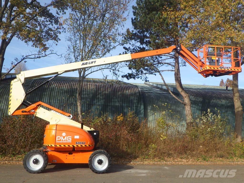 JLG 600AJ Коленчатые подъемники