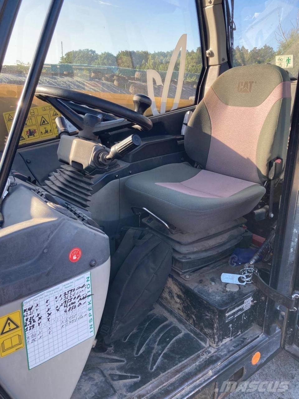 CAT TH 4070 Сельскохозяйственные телескопические погрузчики