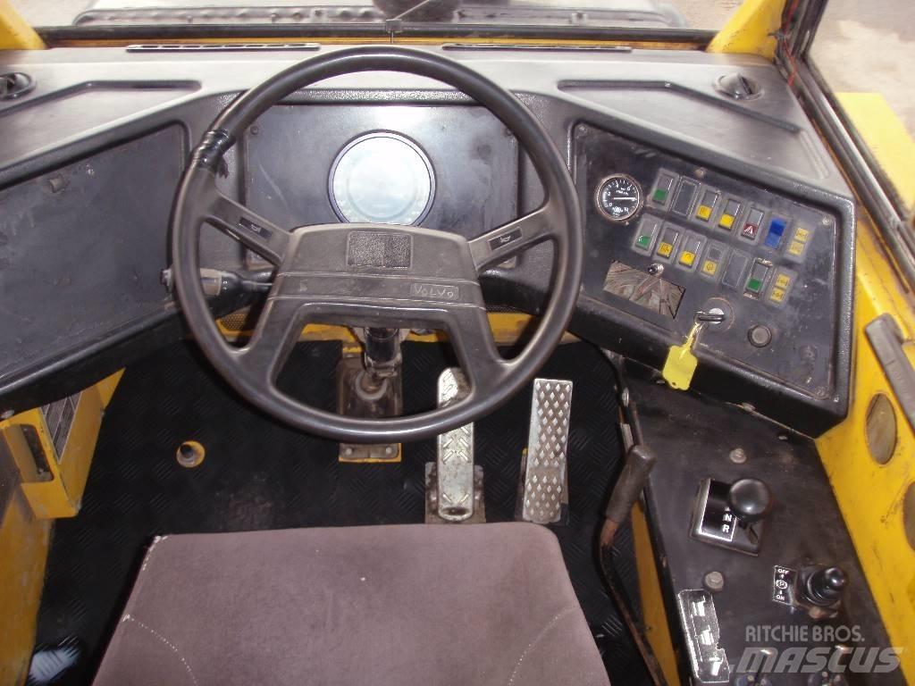 Volvo BM A20 6+6 Шарнирно-сочленённые самосвалы