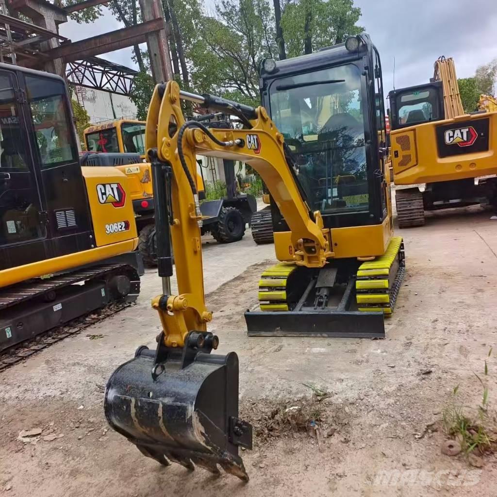 CAT 302 CR Мини-экскаваторы