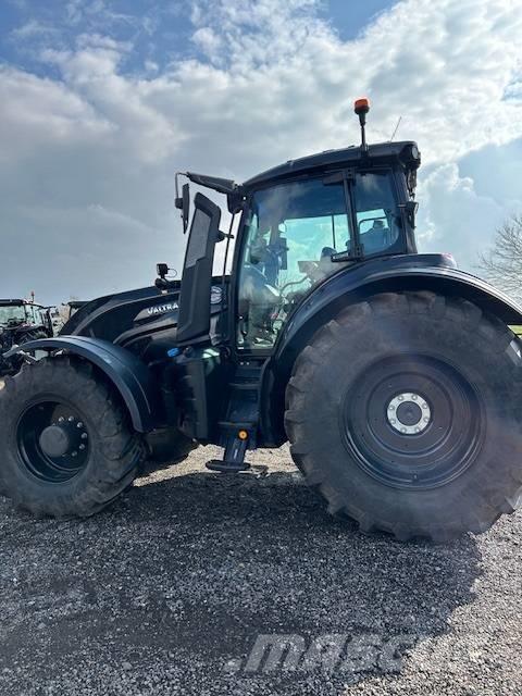 Valtra T 235 D Трактора