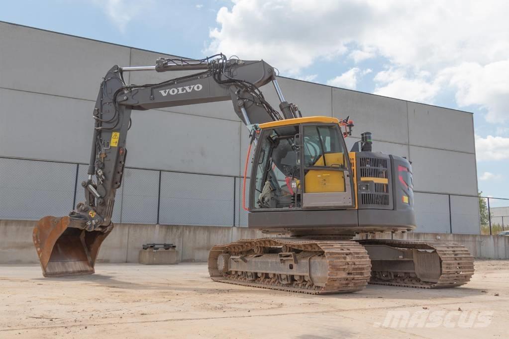 Volvo ECR 235 E Гусеничные экскаваторы