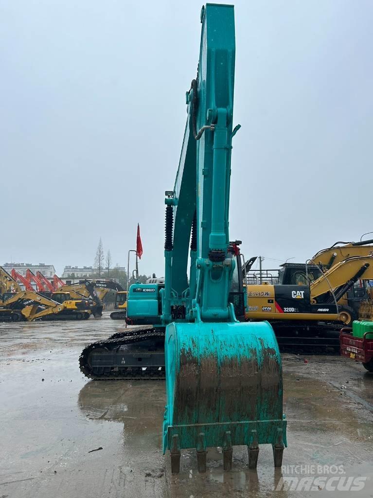 Kobelco SK200D Гусеничные экскаваторы