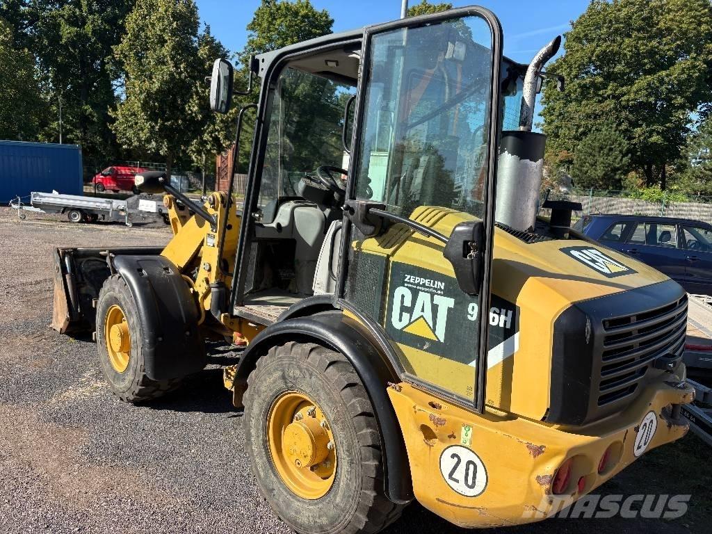 CAT 906 H Фронтальные погрузчики