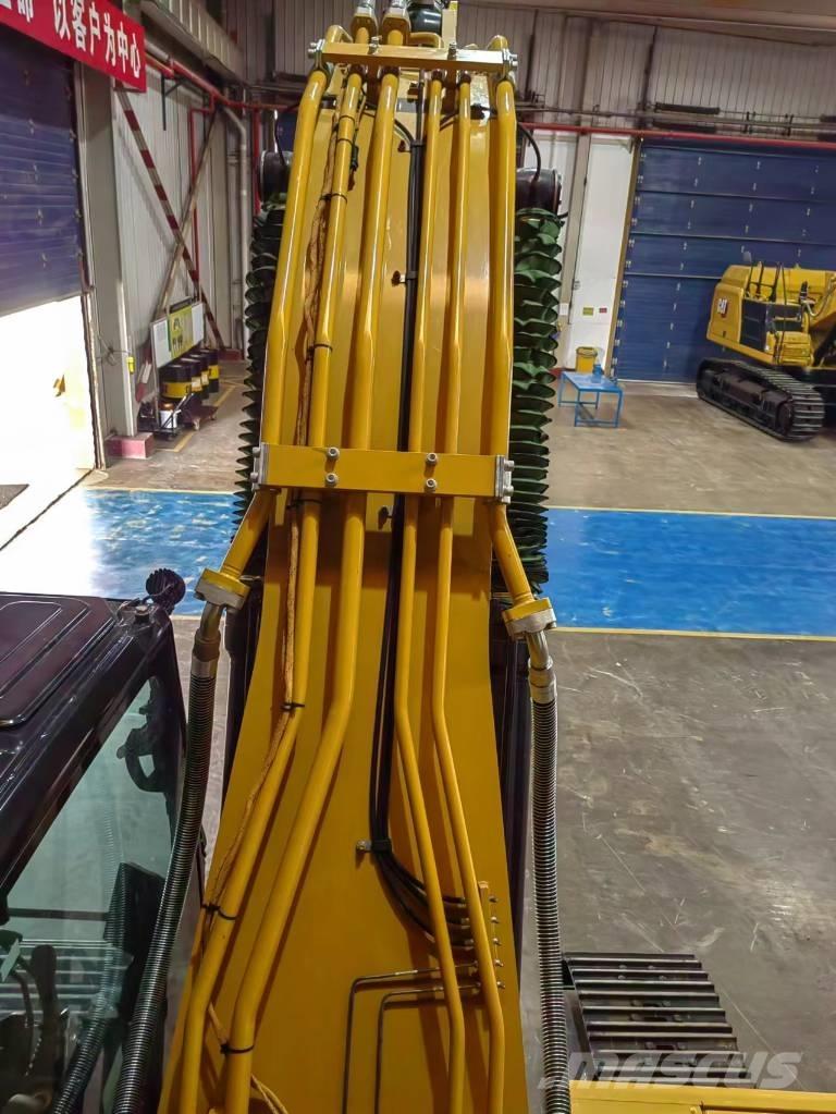 CAT 2021 CAT 330 Колёсные экскаваторы