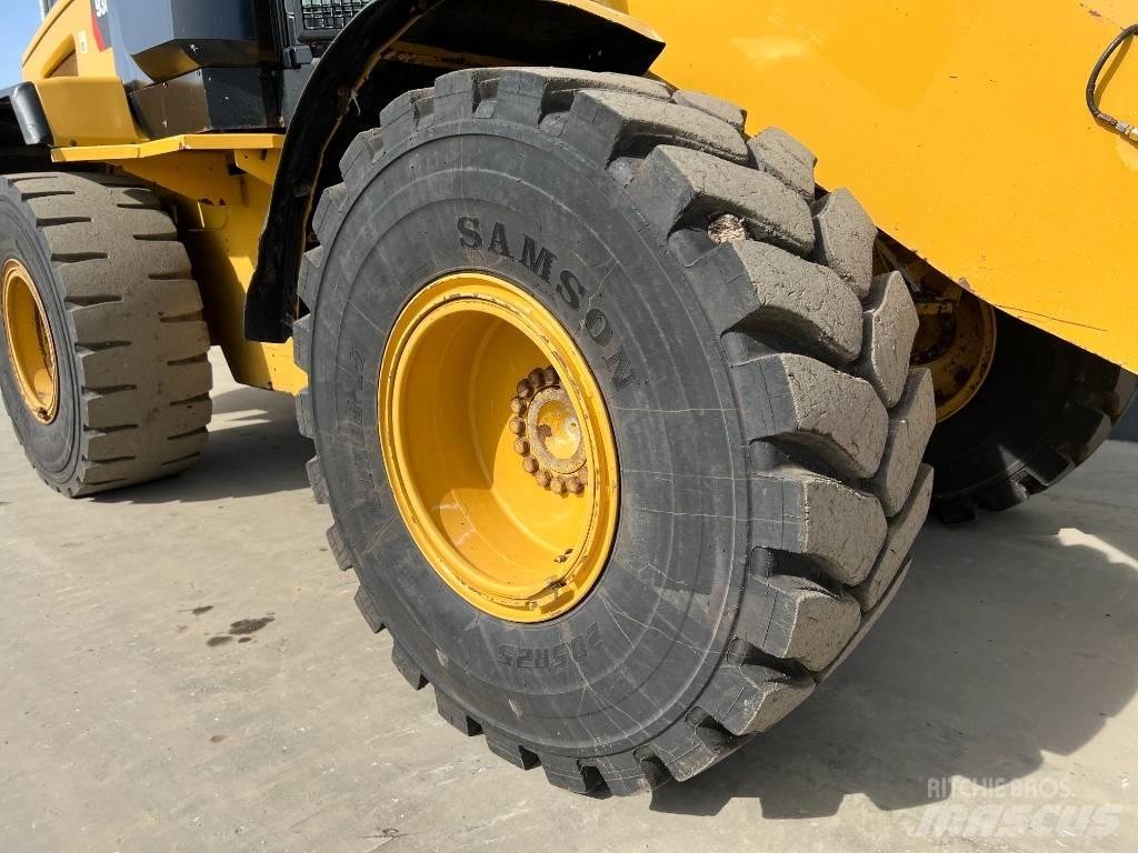 CAT 930K Фронтальные погрузчики