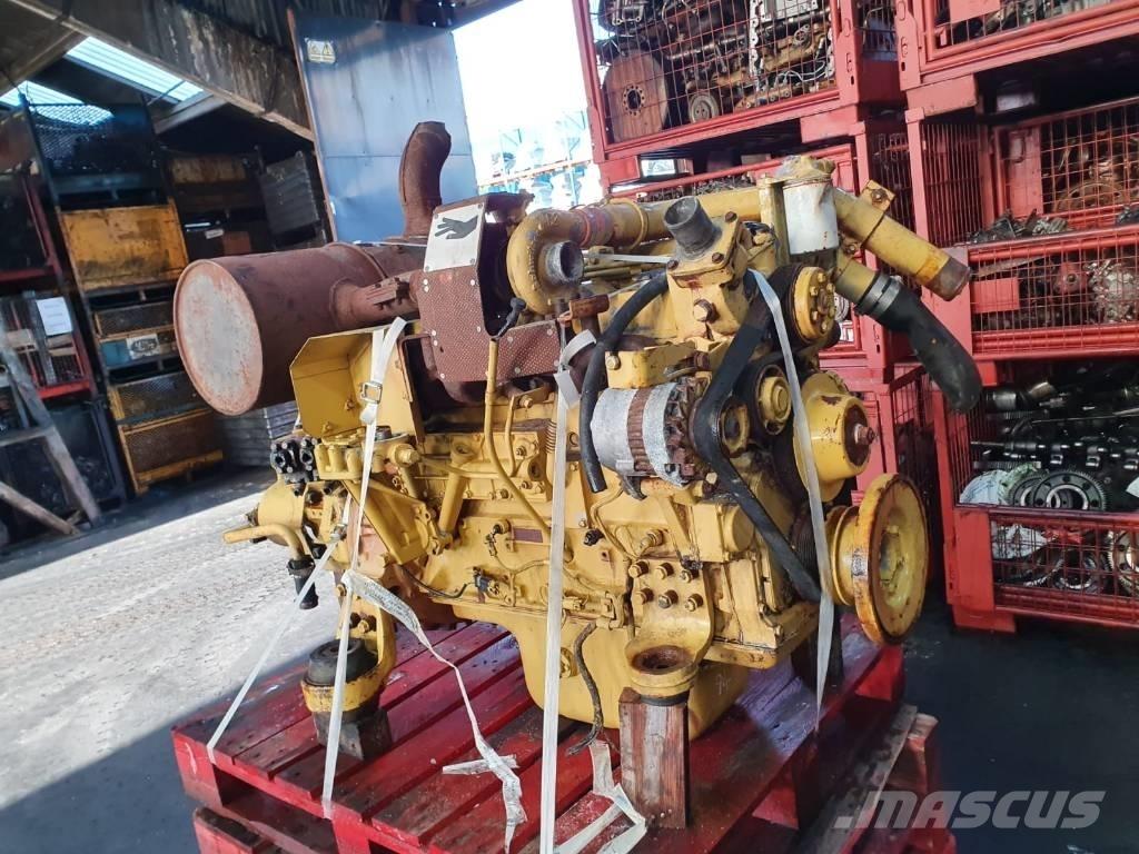 Komatsu SA6D95L-1 Гусеничные экскаваторы