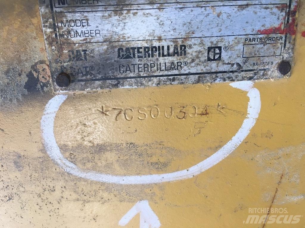 CAT 773D Карьерные самосвалы