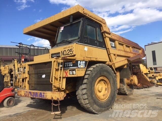 CAT 773D Карьерные самосвалы