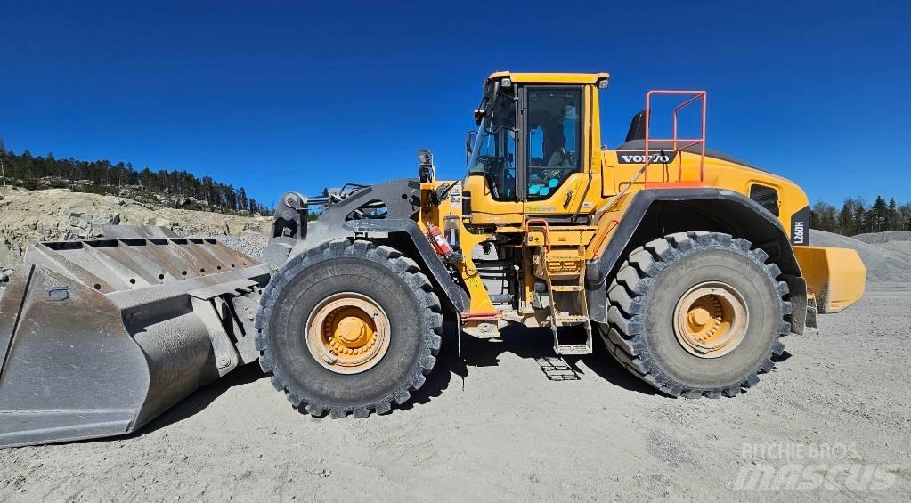 Volvo L 260 H Фронтальные погрузчики
