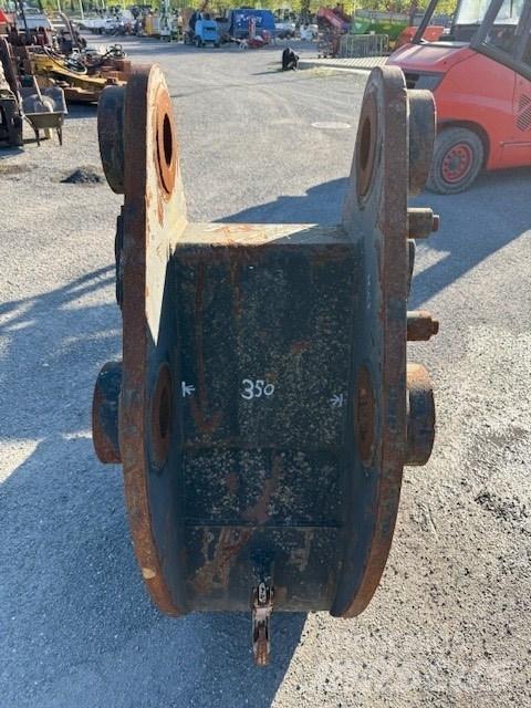 CAT 324 SZER 600 MM Экскаваторные стрелы