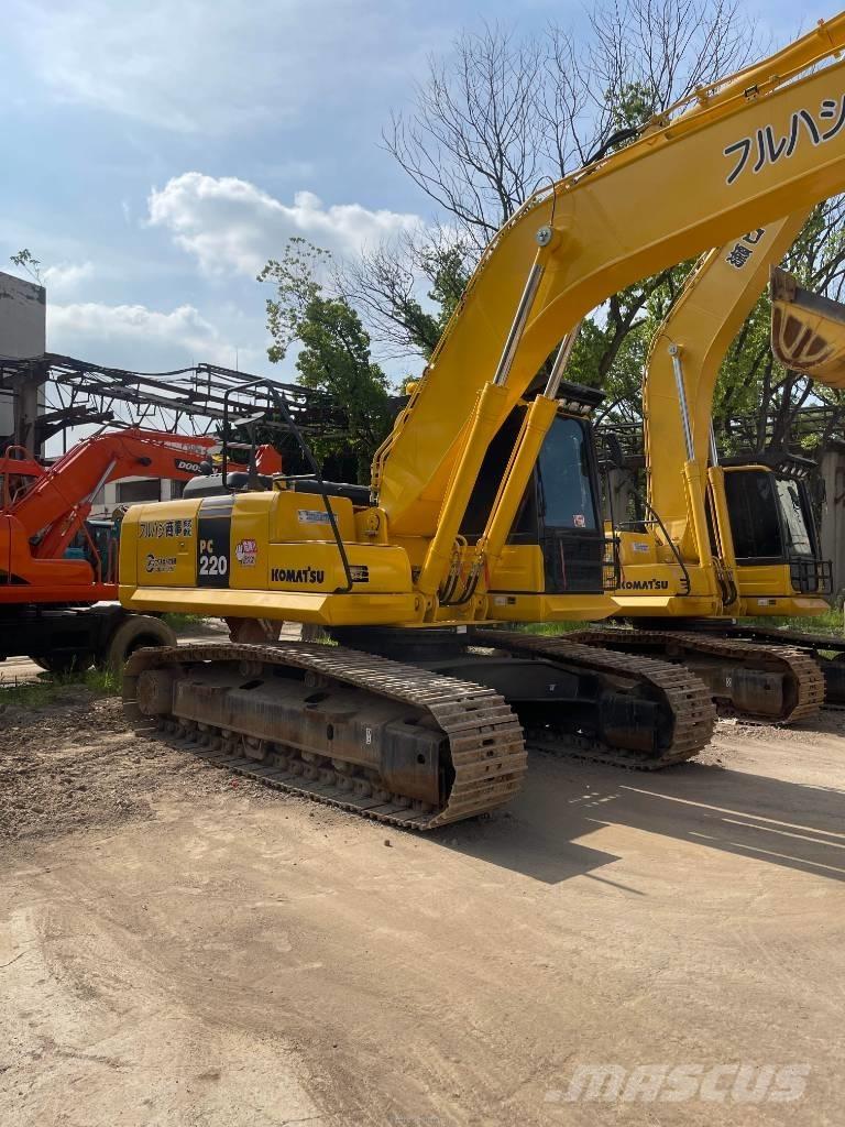 Komatsu pc220-8 Гусеничные экскаваторы