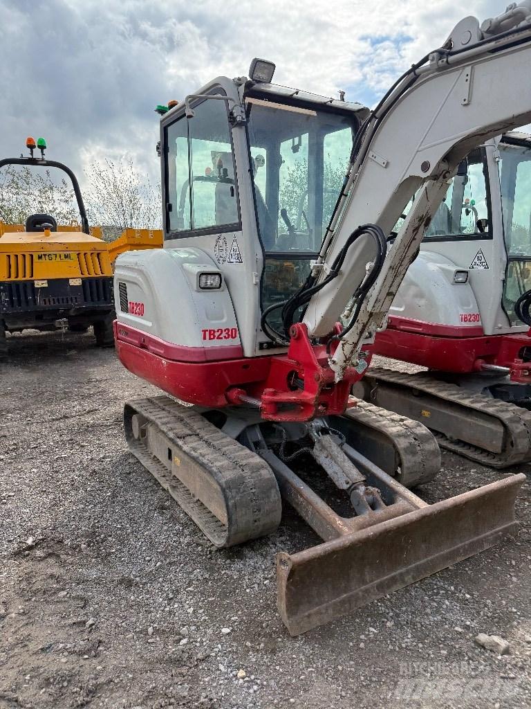 Takeuchi TB 230 Мини-экскаваторы